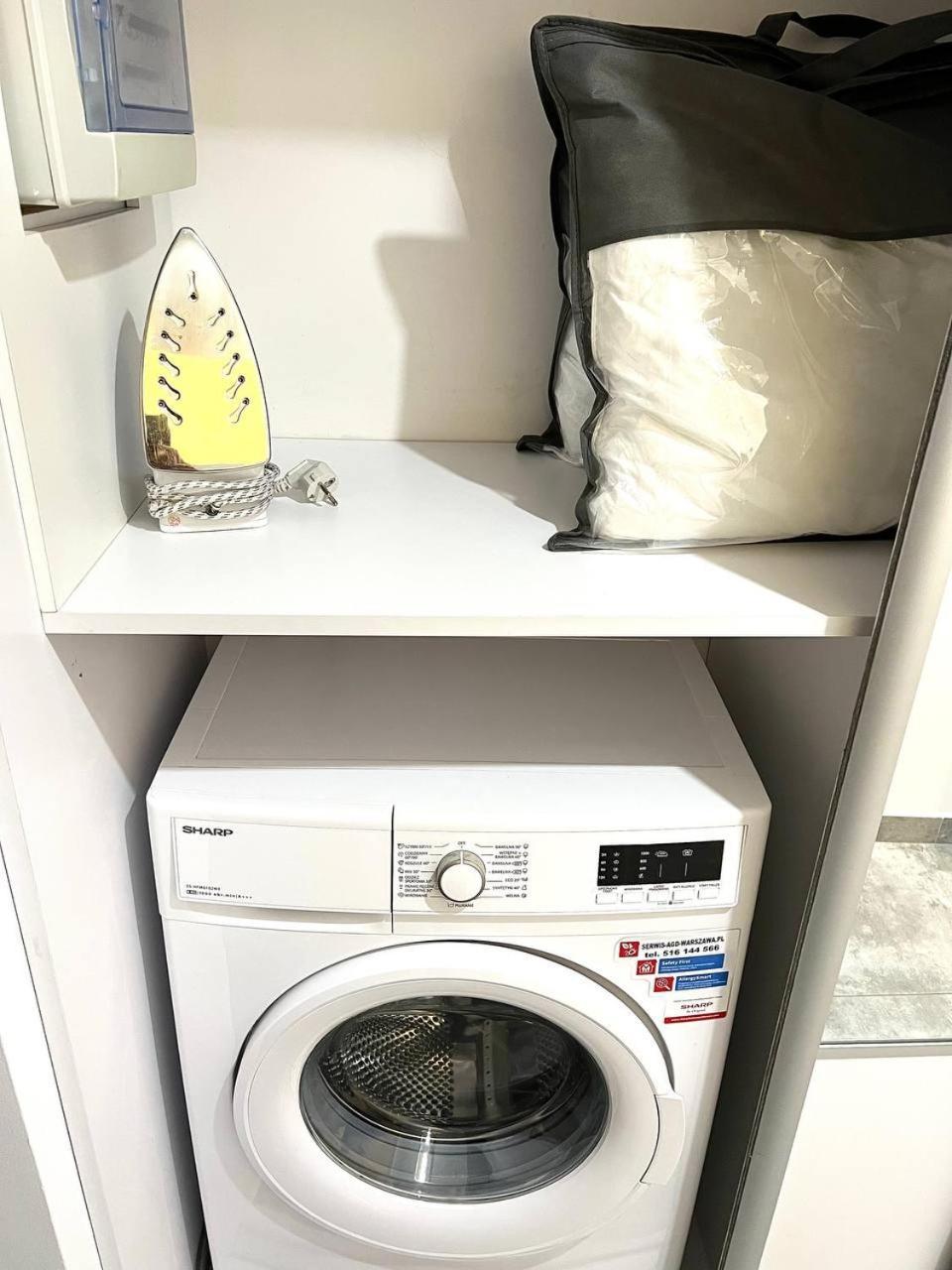 Stylish Apartment In The Centre -By Hik Apartments Varşova Dış mekan fotoğraf